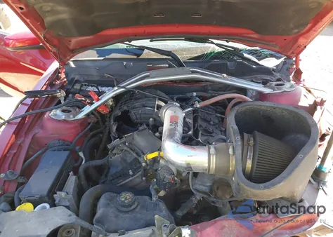 2011 Ford Mustang V6 Premium из США, поврежденный, VIN 1ZVBP8AM2B5145032